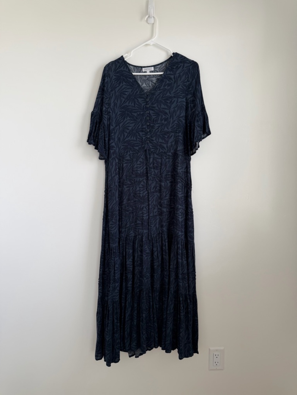 Women's Navy Floral Tiered Maxi Dress - Elegant Short Sleeve